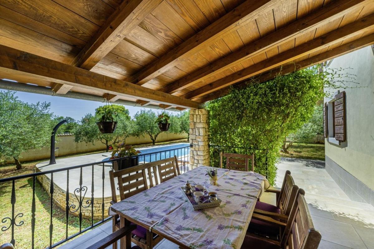 Villa Braidizza in Kavran  Krnica Exterior foto